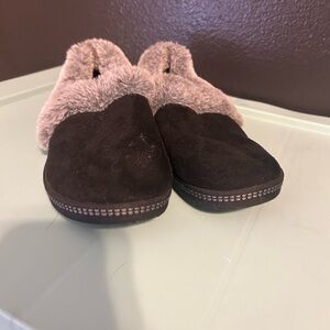 Skechers Black and gray Indoor Slippers with Plush Lining